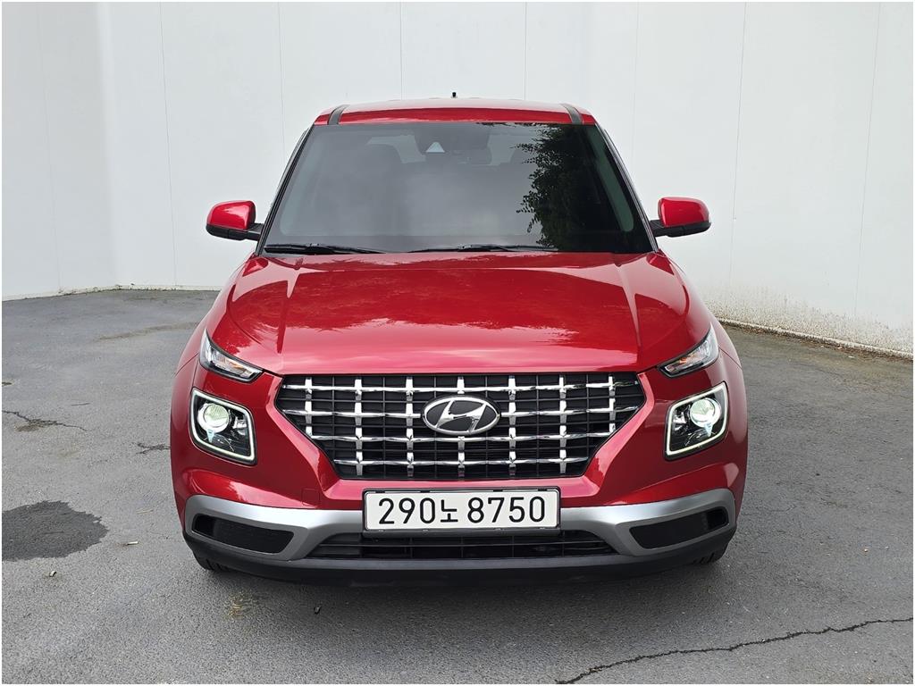 HYUNDAI Venue - Vista 2