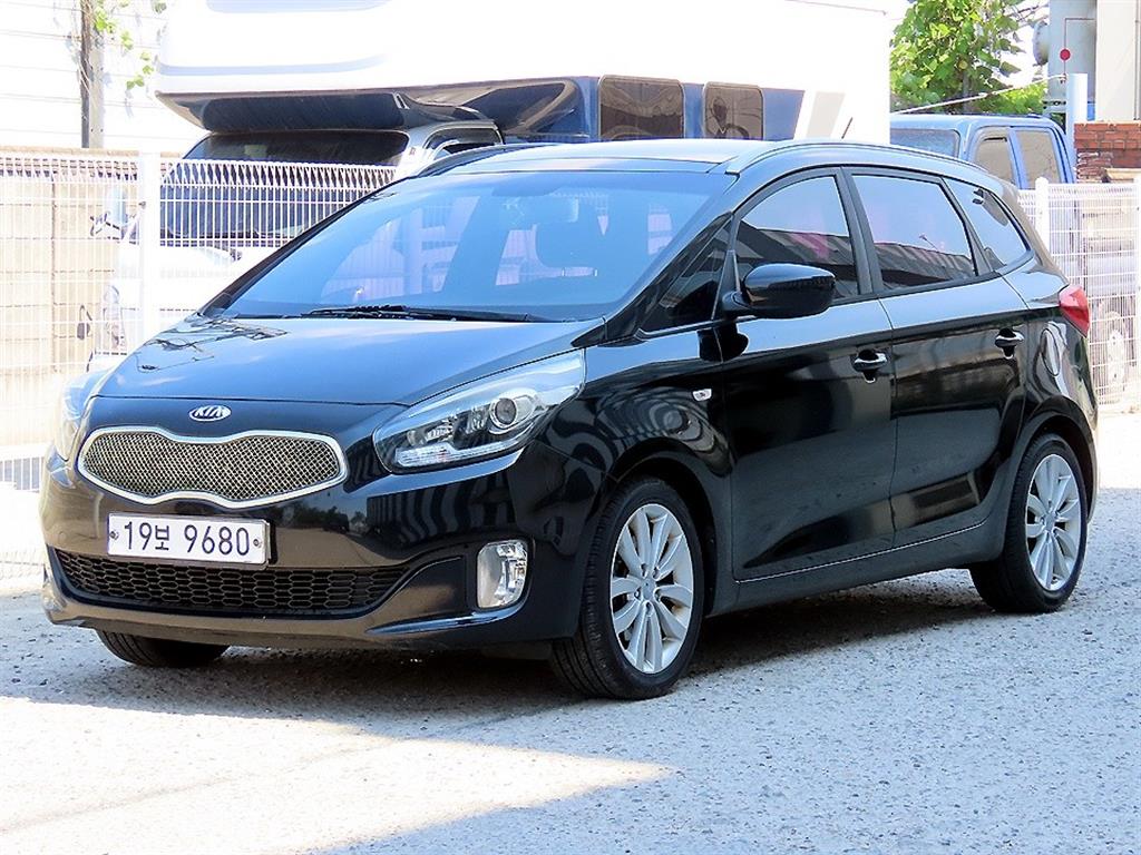 KIA Carens - Vista 2