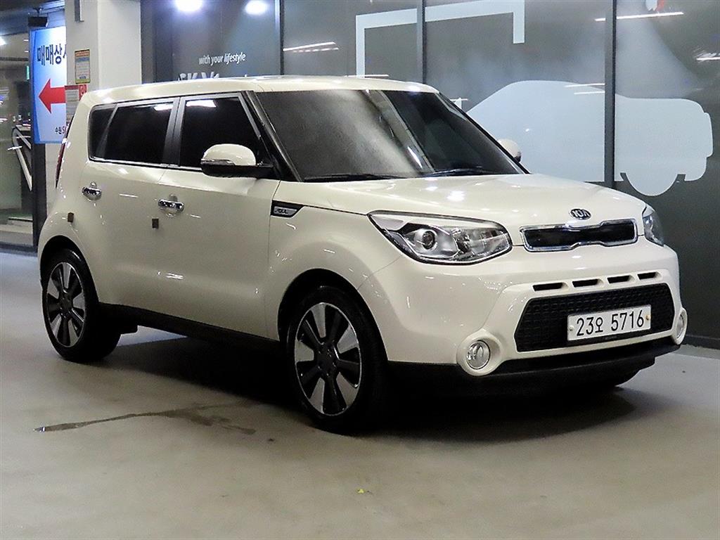 KIA Soul 2015 Blanco - Importación desde Corea - HF Imports Iquique - Foto 1