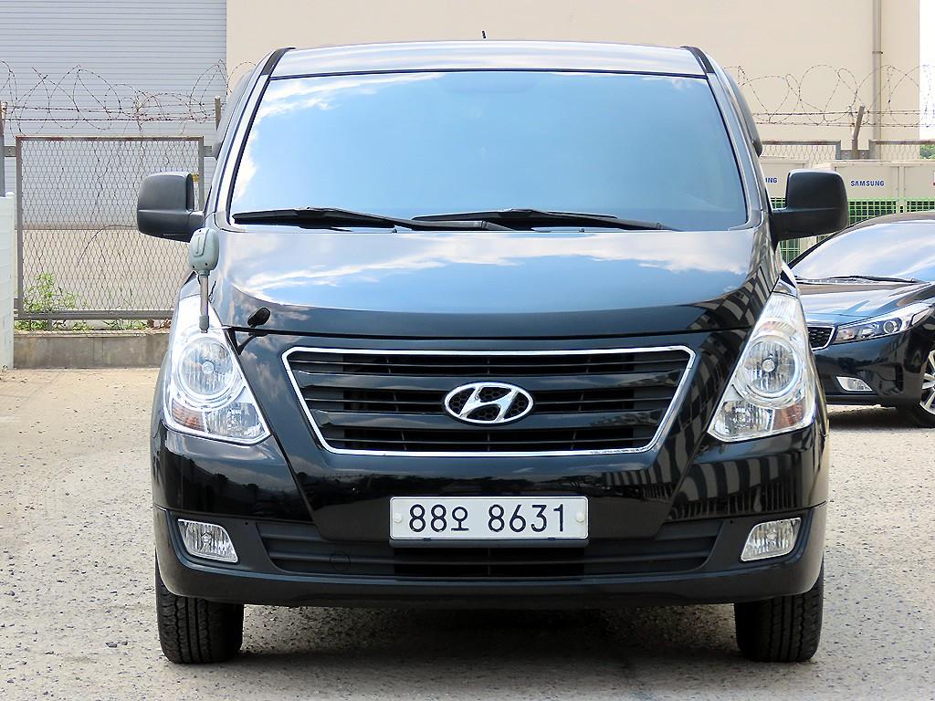 HYUNDAI Starex 2017 Negro - Importación desde Corea - HF Imports Iquique - Foto 1