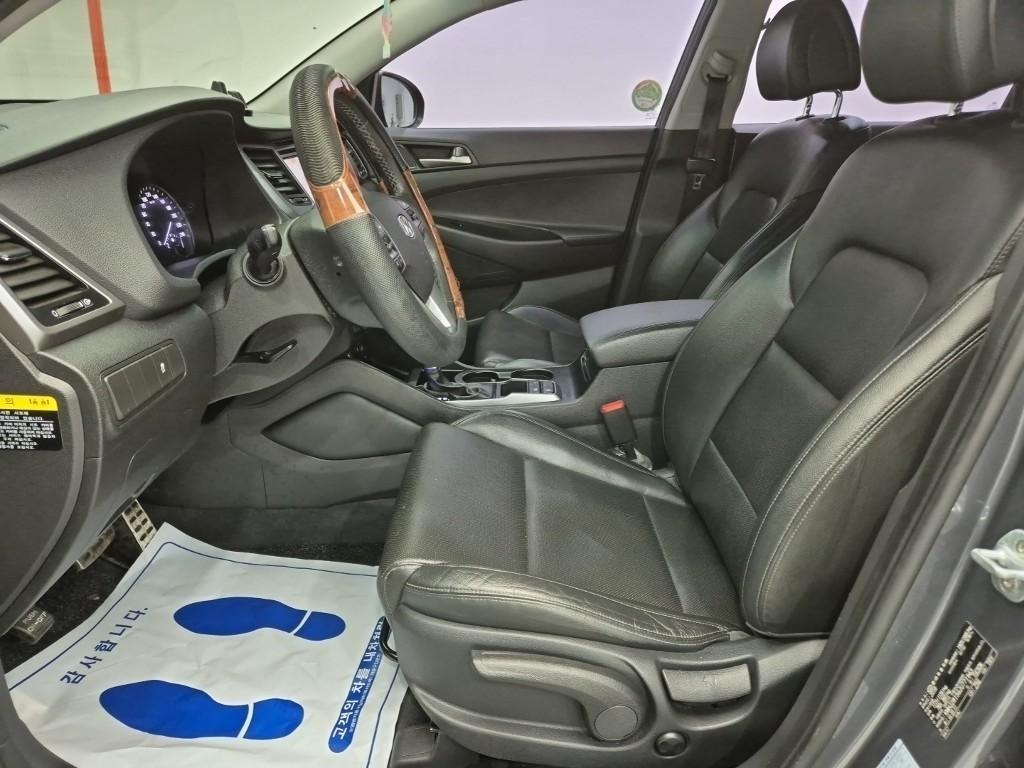 HYUNDAI Tucson - Vista 11