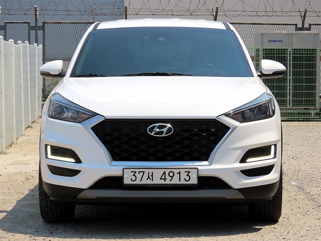 HYUNDAI Tucson 2019 Blanco - Importación desde Corea - HF Imports Iquique - Foto 1