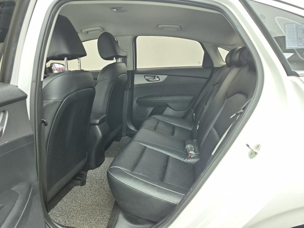 KIA K3 - Vista 12
