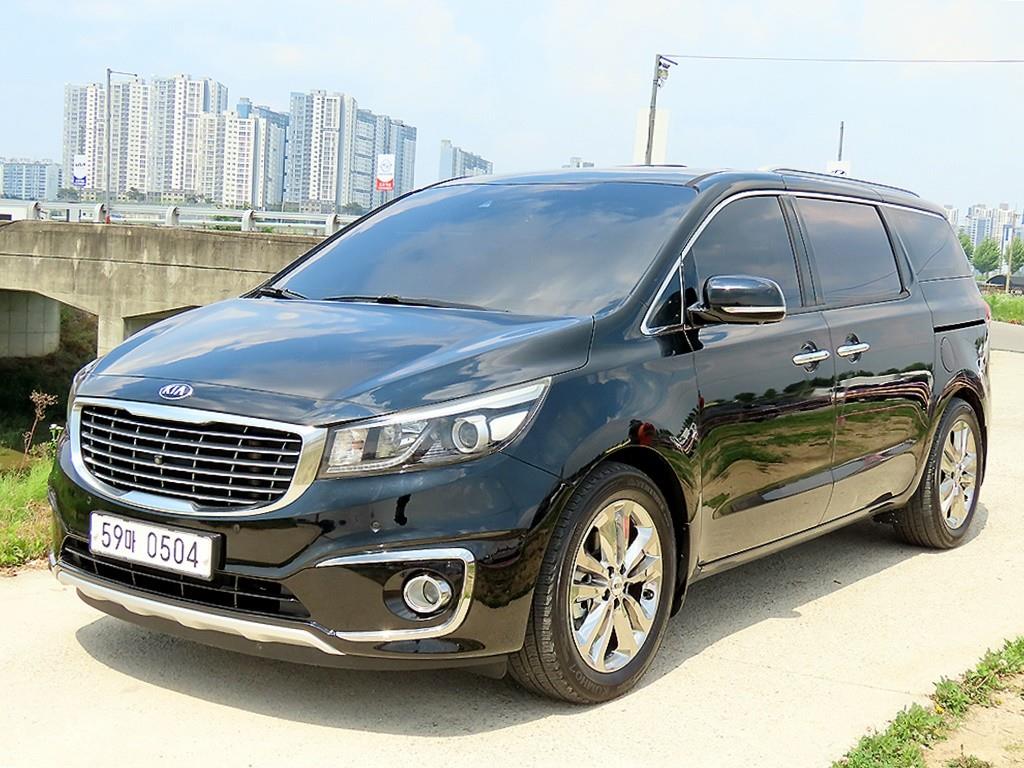 KIA Carnival - Vista 2