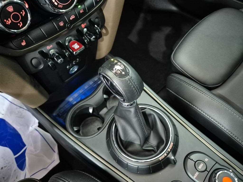 Mini Countryman - Vista 8