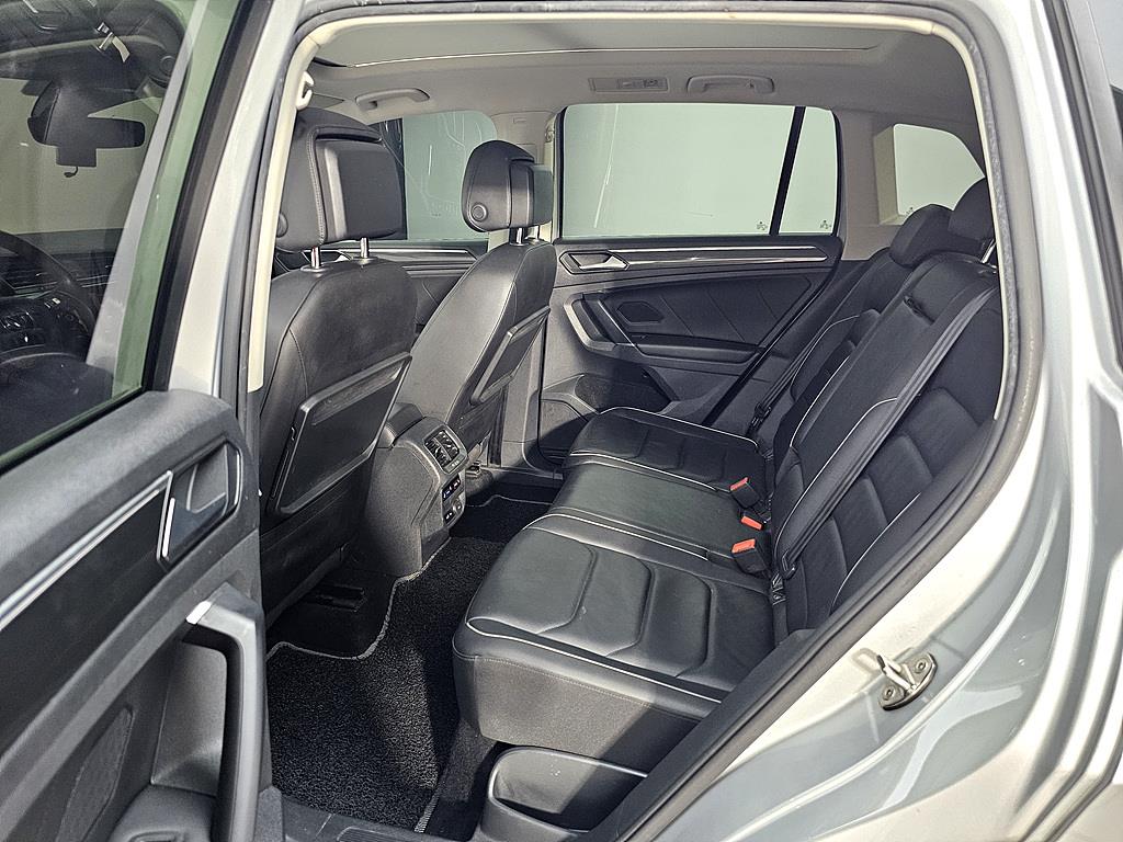Volkswagen Tiguan - Vista 7