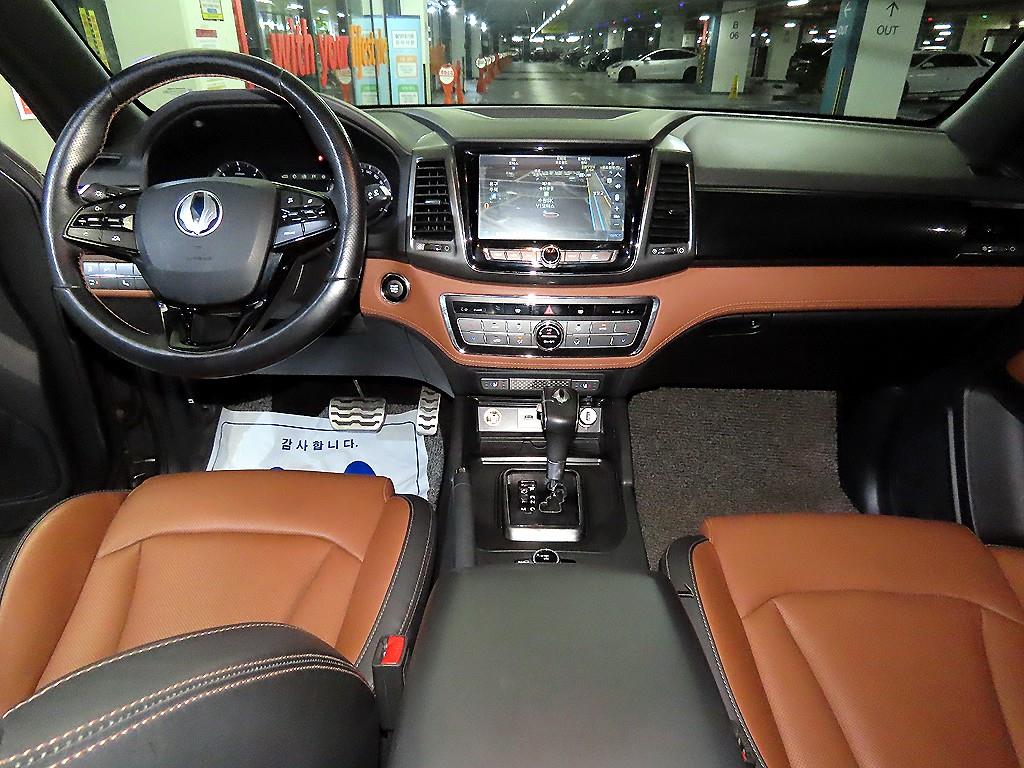 Ssangyong Rexton - Vista 10