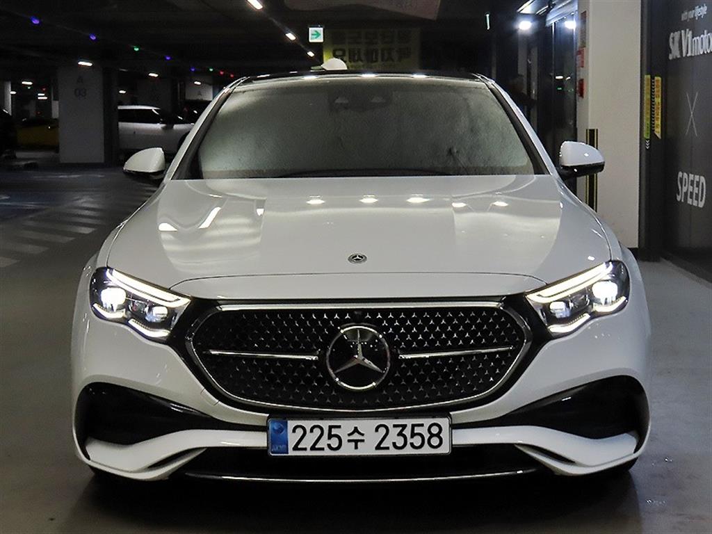 Mercedes Benz E class - Vista 2
