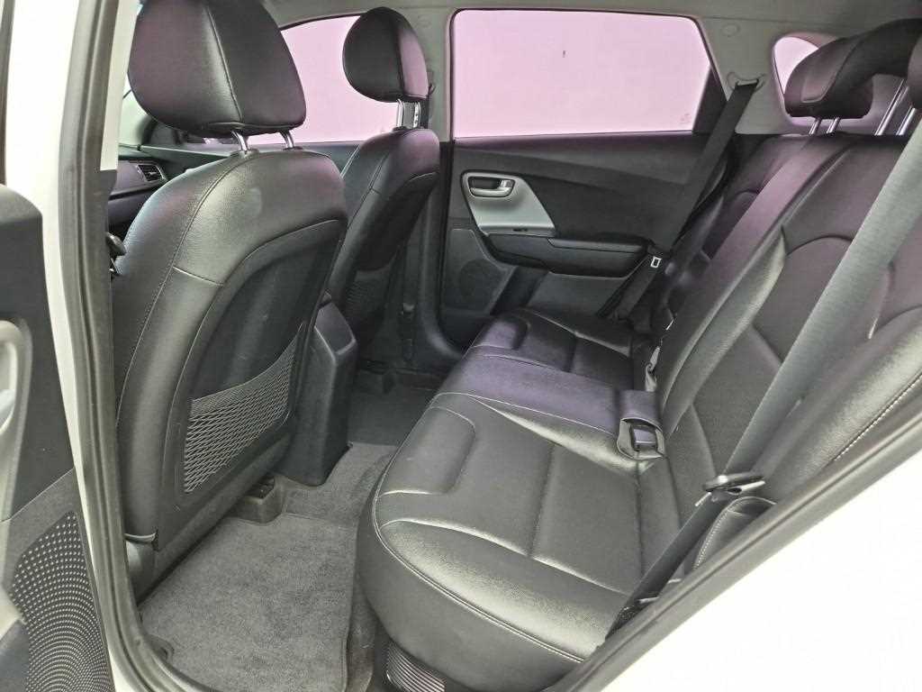 KIA Niro - Vista 12