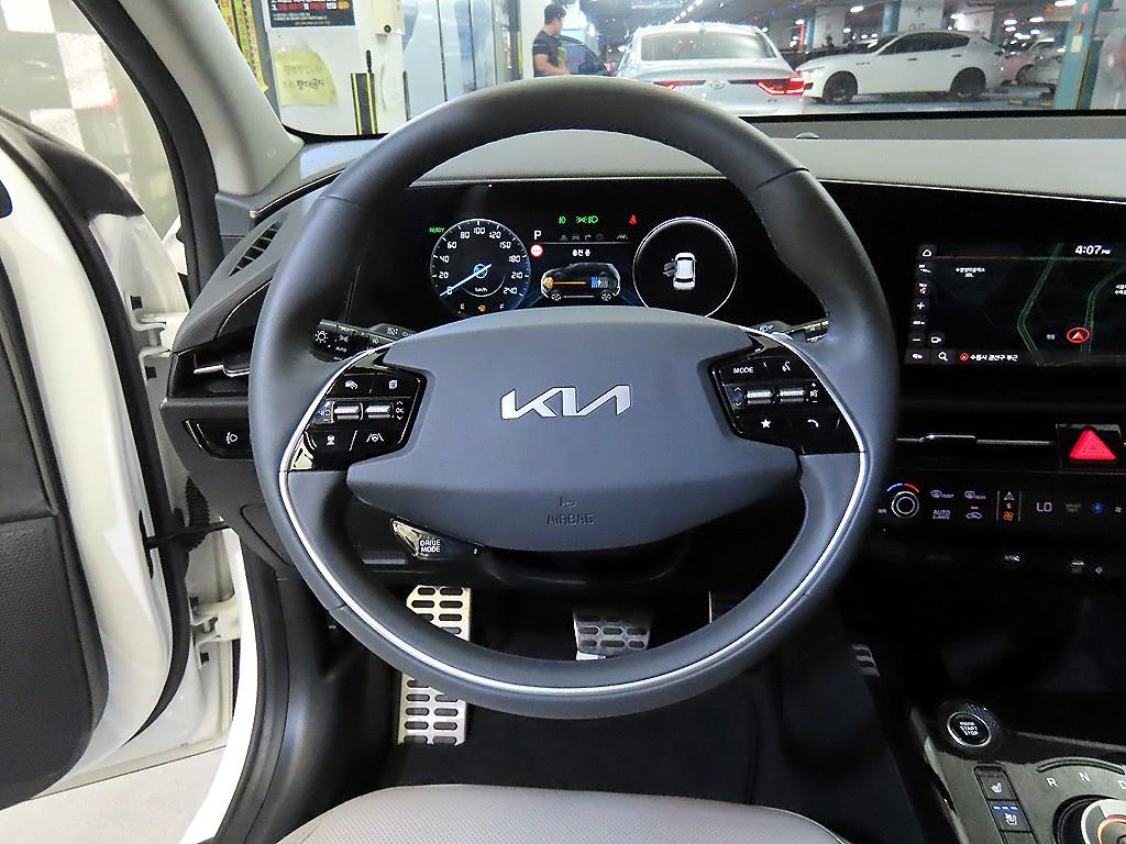 KIA Niro - Vista 10