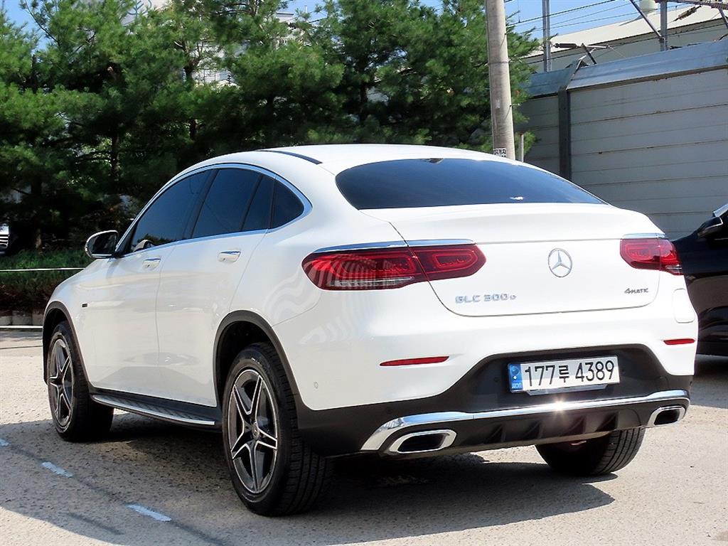 Mercedes Benz GLC Class - Vista 3