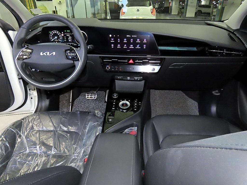 KIA Niro - Vista 10