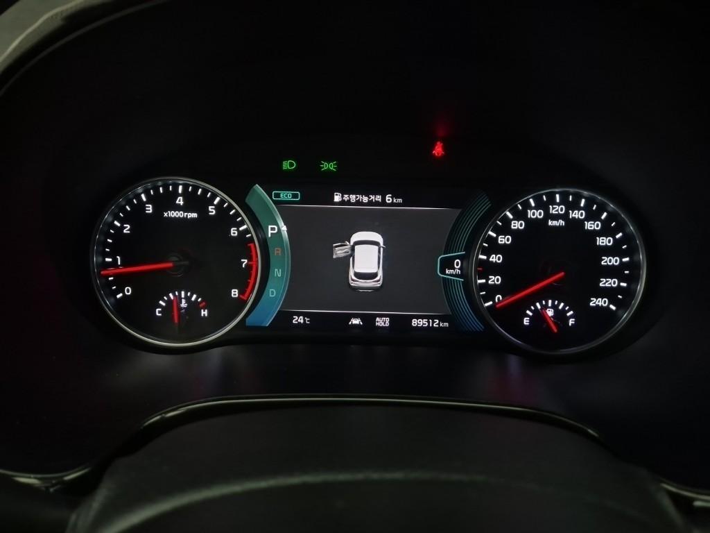 KIA Seltos - Vista 6