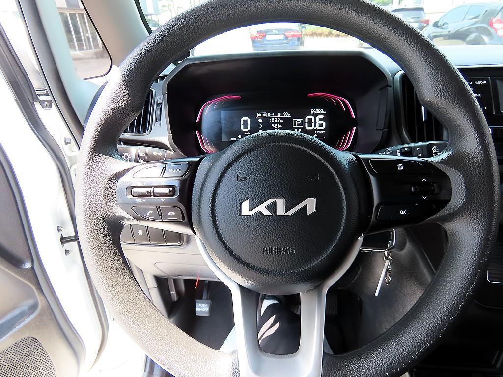 KIA Ray - Vista 8