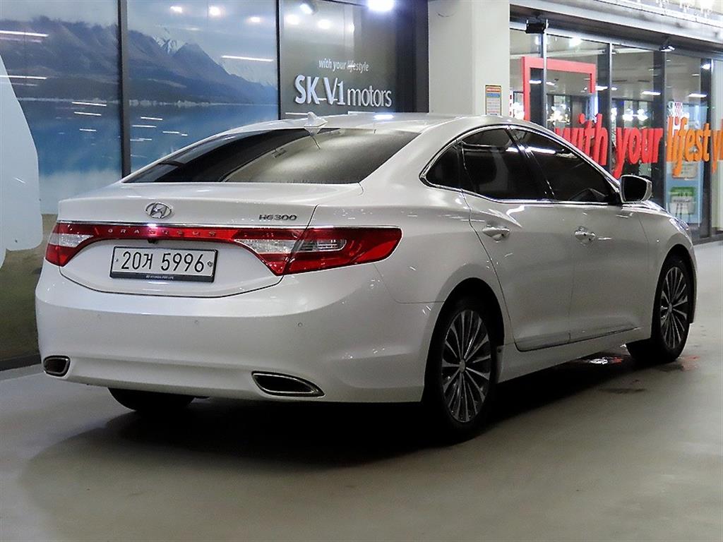 HYUNDAI Grandeur - Vista 4