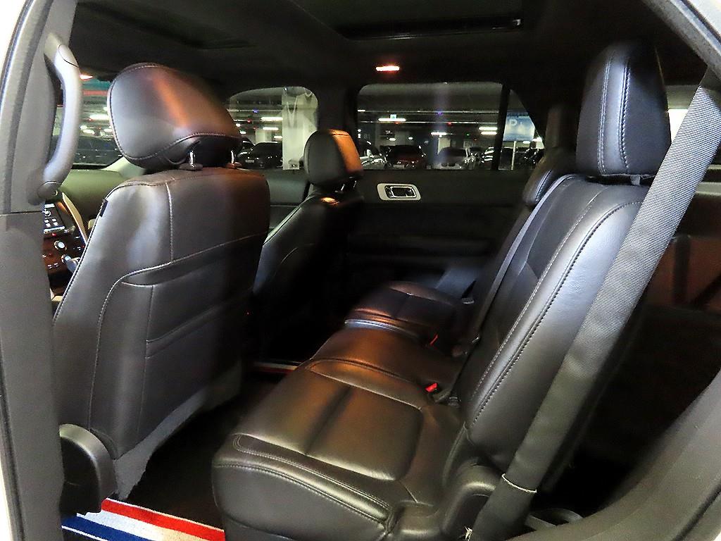Ford Explorer - Vista 7