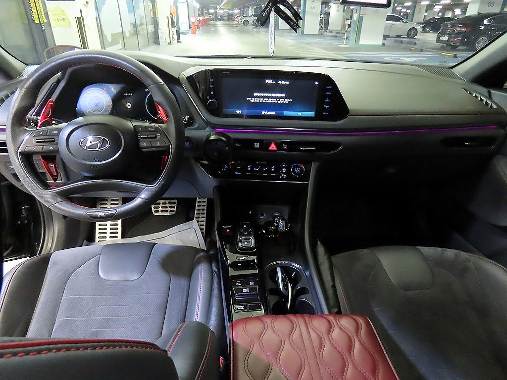 HYUNDAI Sonata - Vista 12