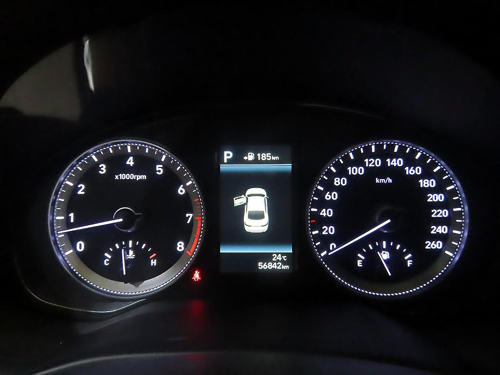 HYUNDAI Grandeur - Vista 9