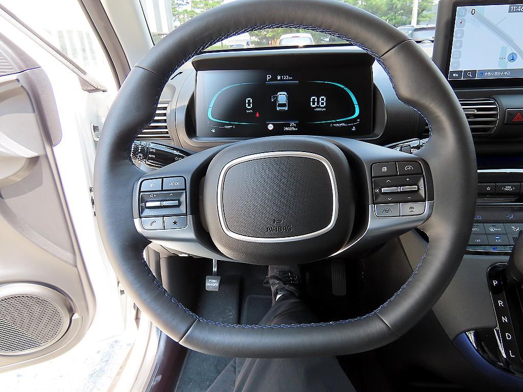 HYUNDAI Casper - Vista 10
