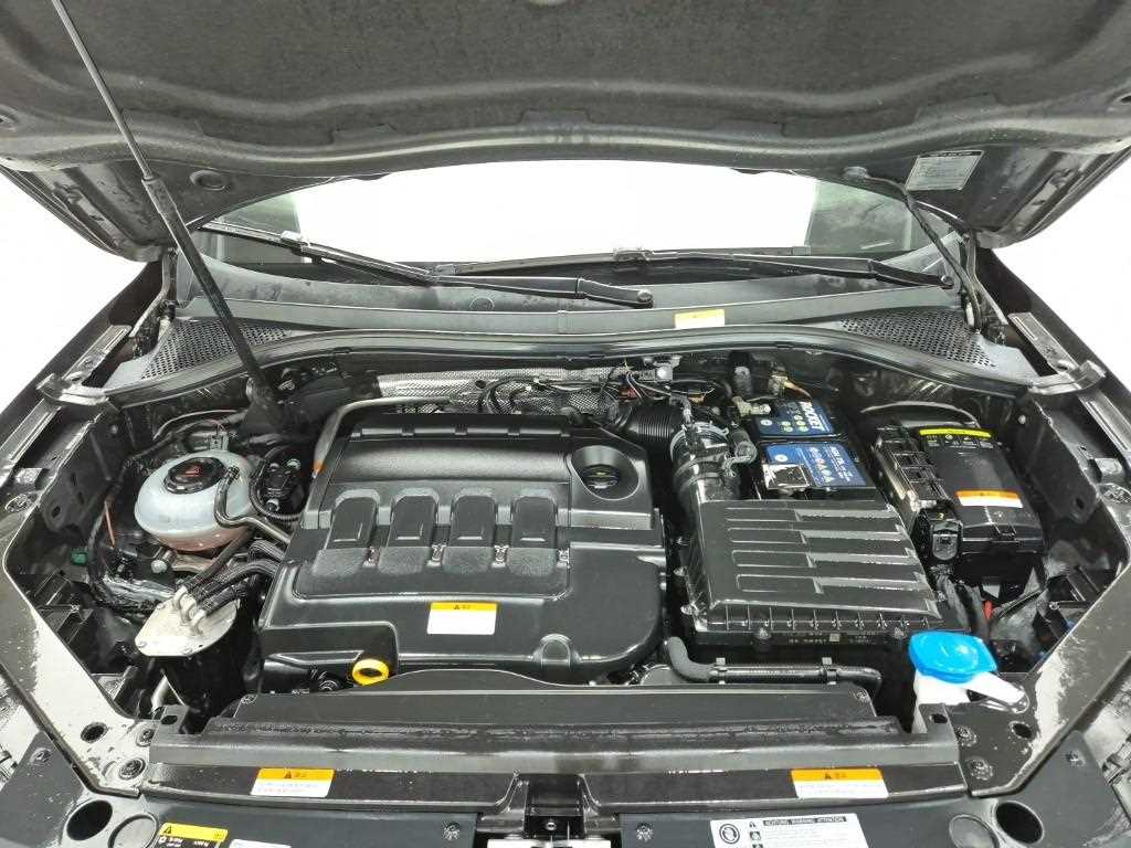 Volkswagen Tiguan - Vista 5