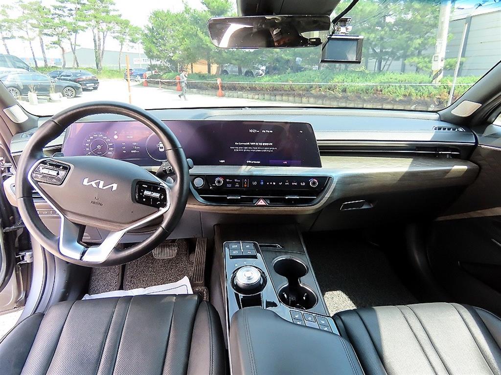 KIA K8 - Vista 7