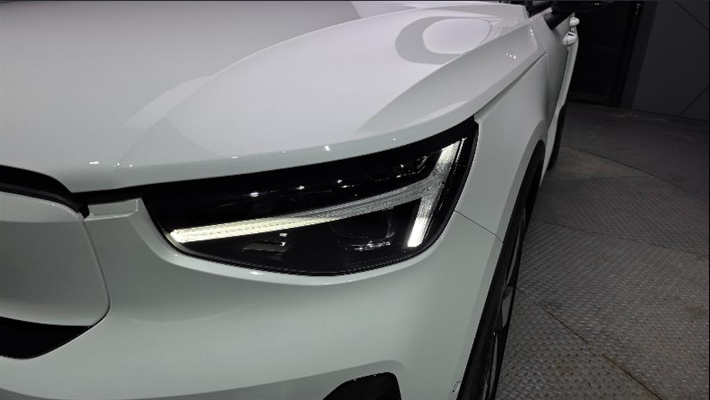 Volvo XC40 - Vista 9