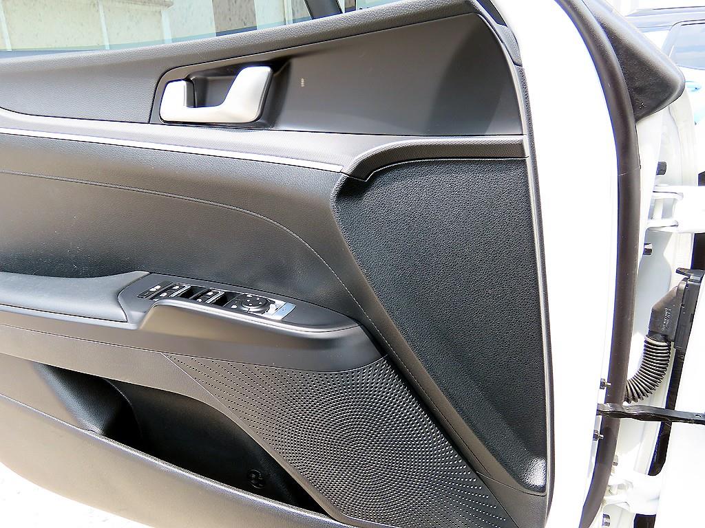 KIA K5 - Vista 11