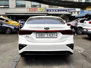 KIA K3 - Vista 6