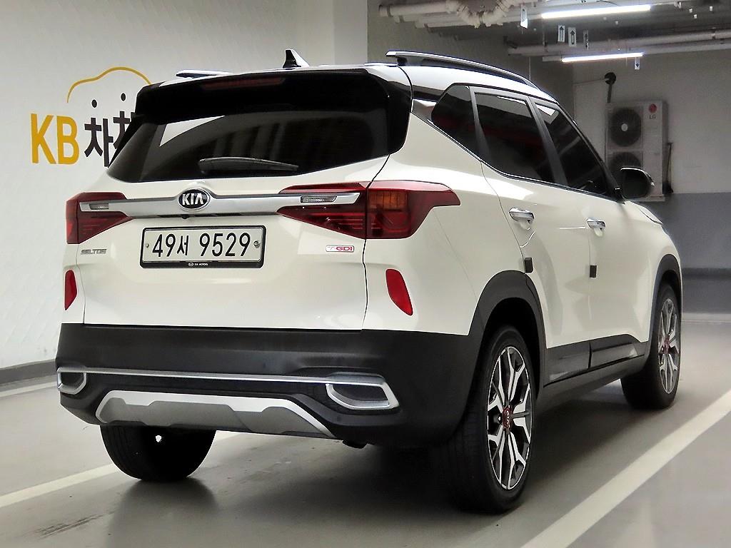 KIA Seltos - Vista 4