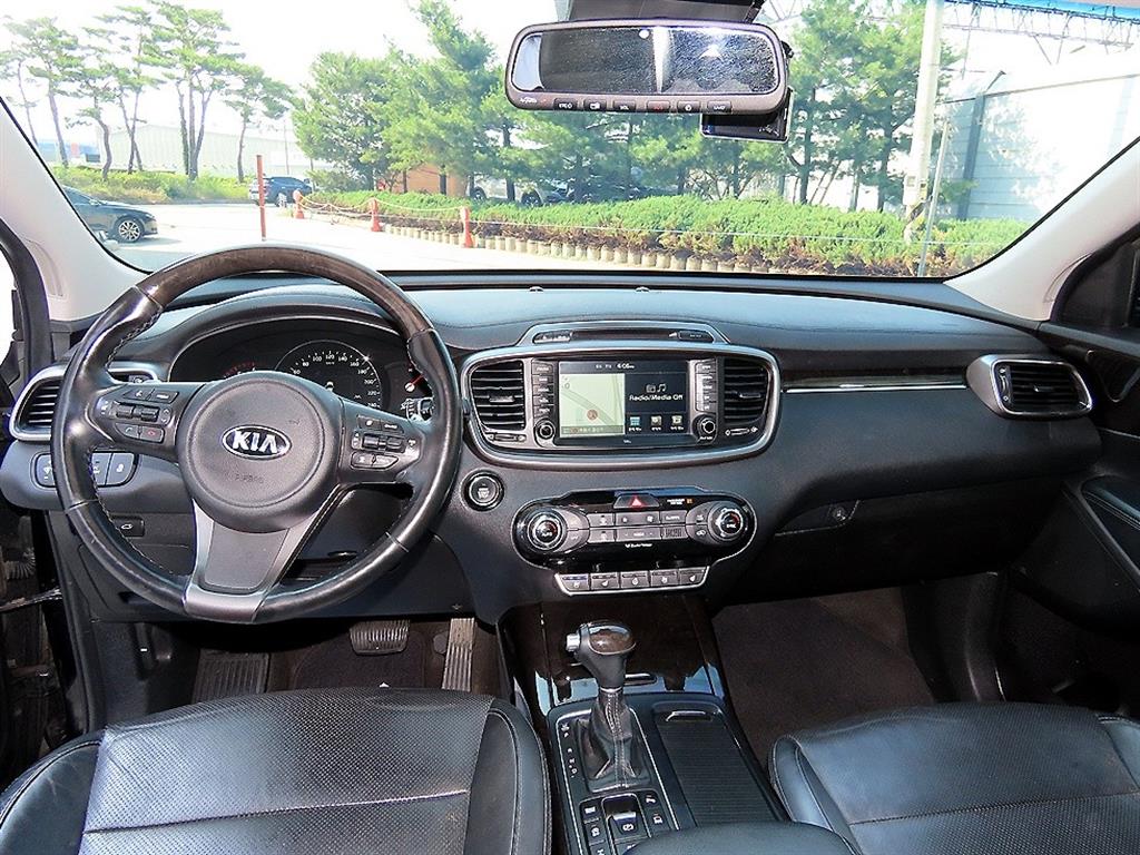 KIA Sorento - Vista 7