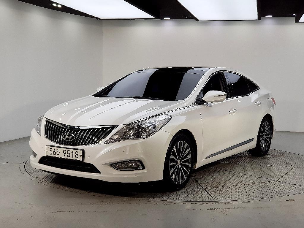 HYUNDAI Grandeur - Vista 2