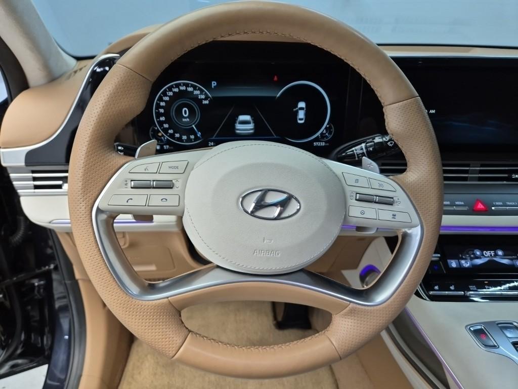 HYUNDAI Grandeur - Vista 11