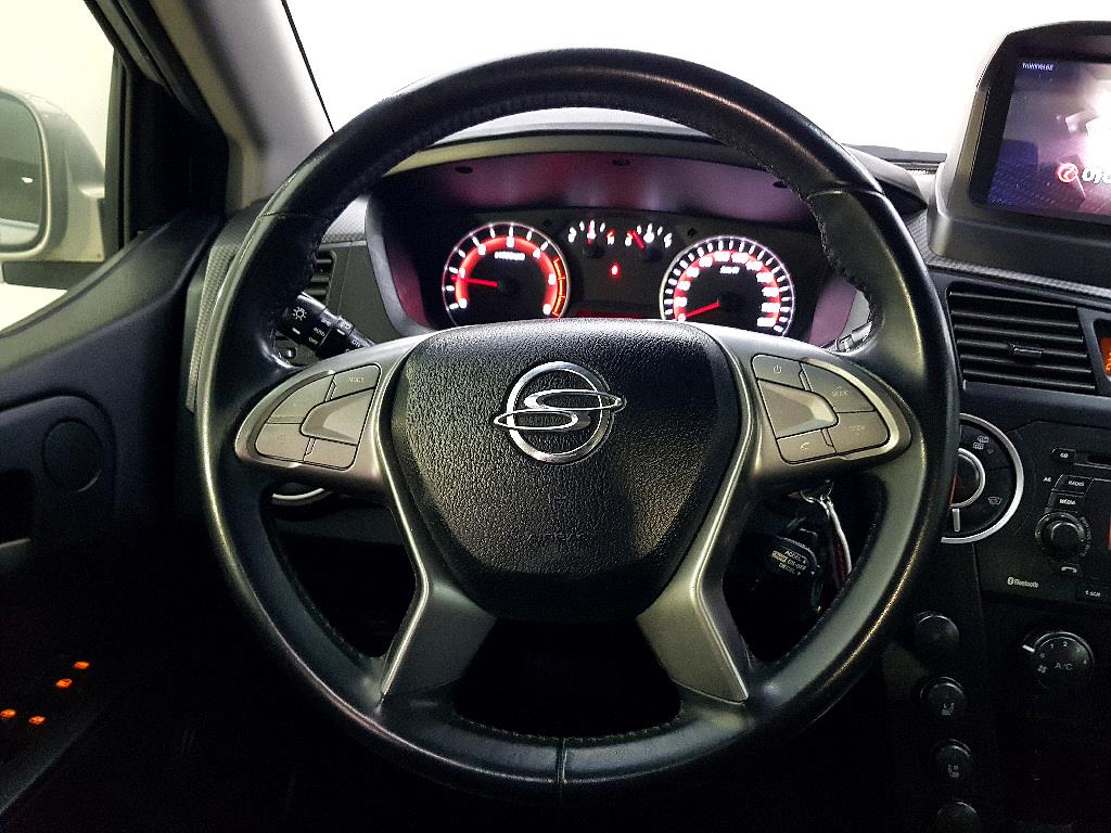 Ssangyong Korando 2015 Plateado - Importación desde Corea - HF Imports Iquique - Foto 14