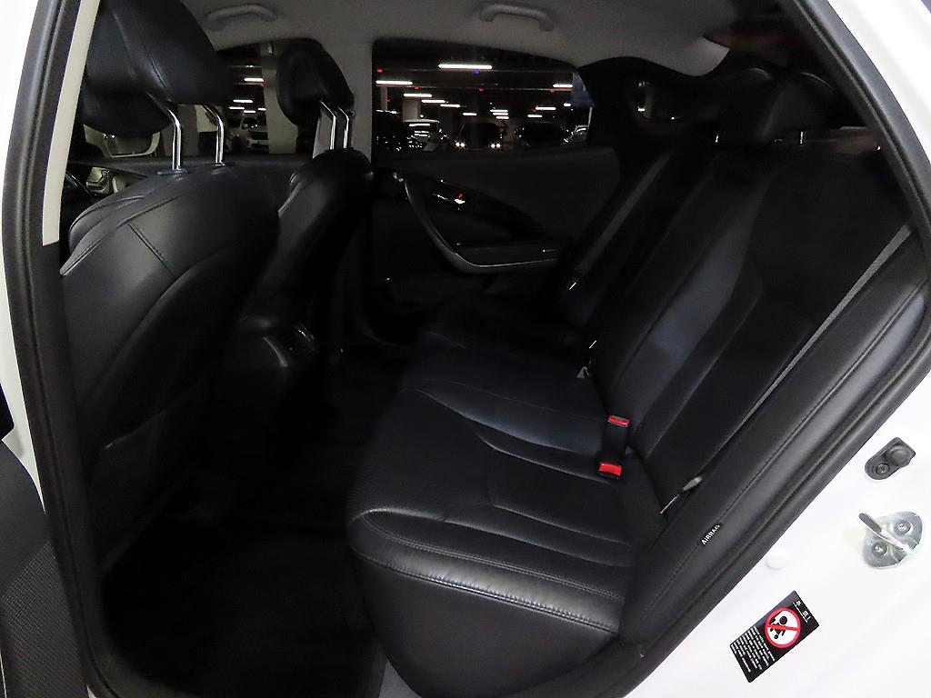 HYUNDAI Grandeur - Vista 7