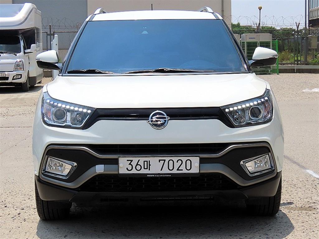 Ssangyong Tivoli 2017 - Importación desde Corea - HF Imports Iquique - Foto 1