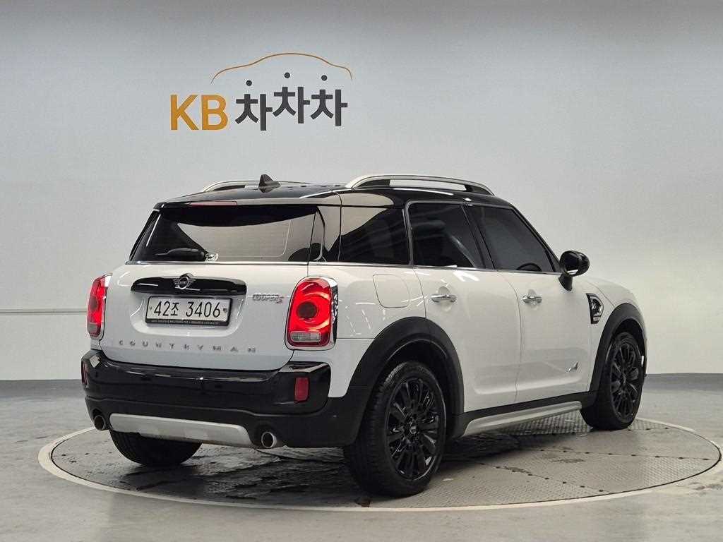 Mini Countryman - Vista 3