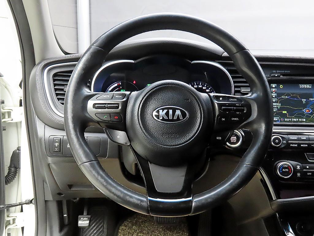 KIA K5 - Vista 9
