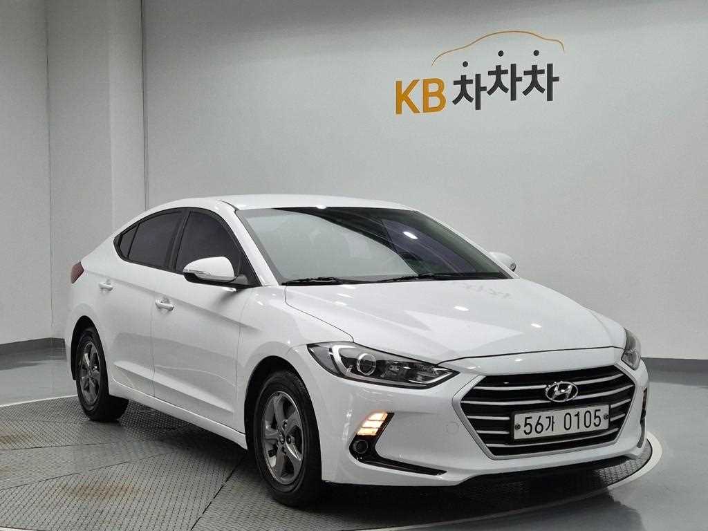 HYUNDAI Avante - Vista 6