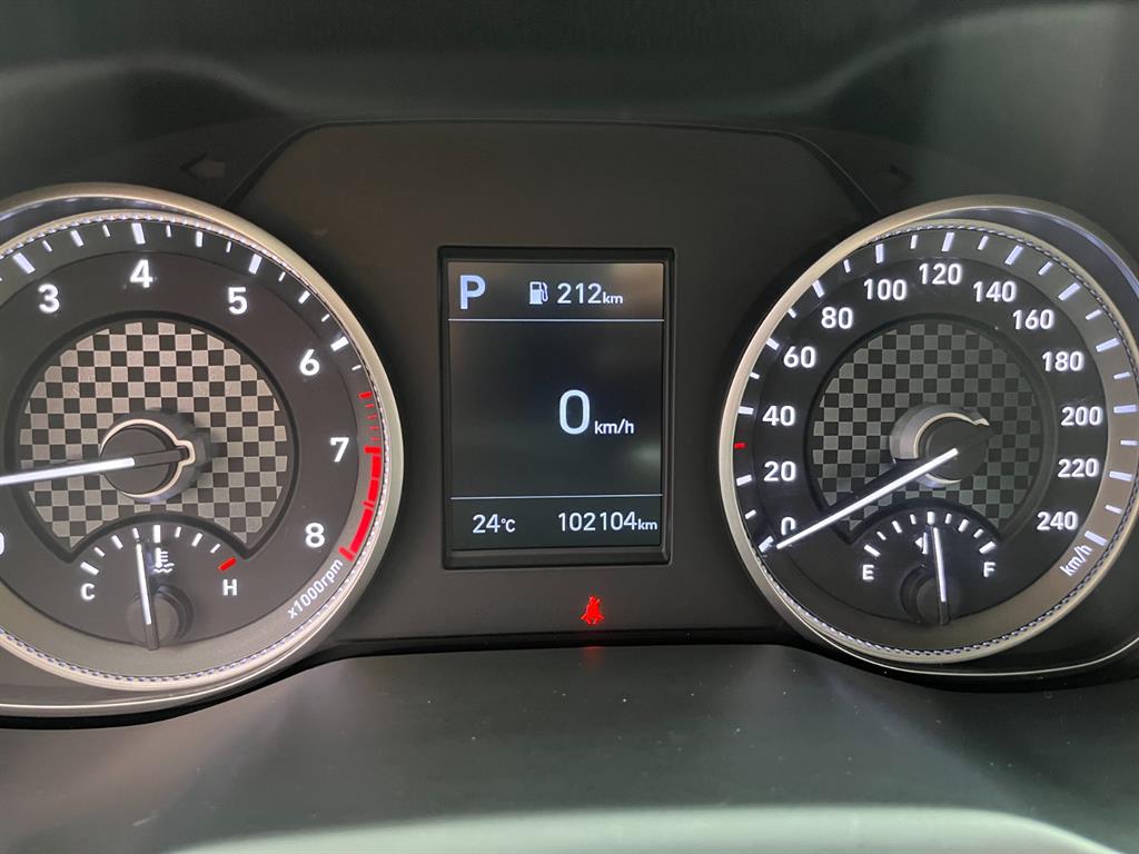 HYUNDAI Avante - Vista 8