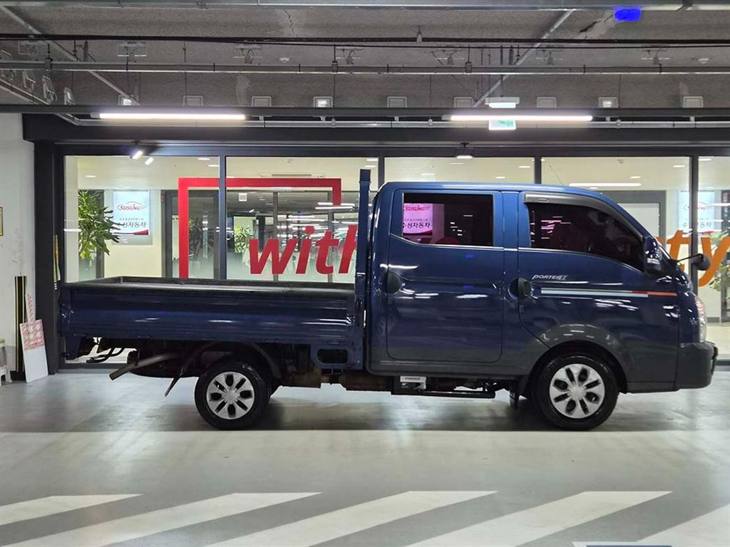 Small Truck Cargo (small) - Vista 3