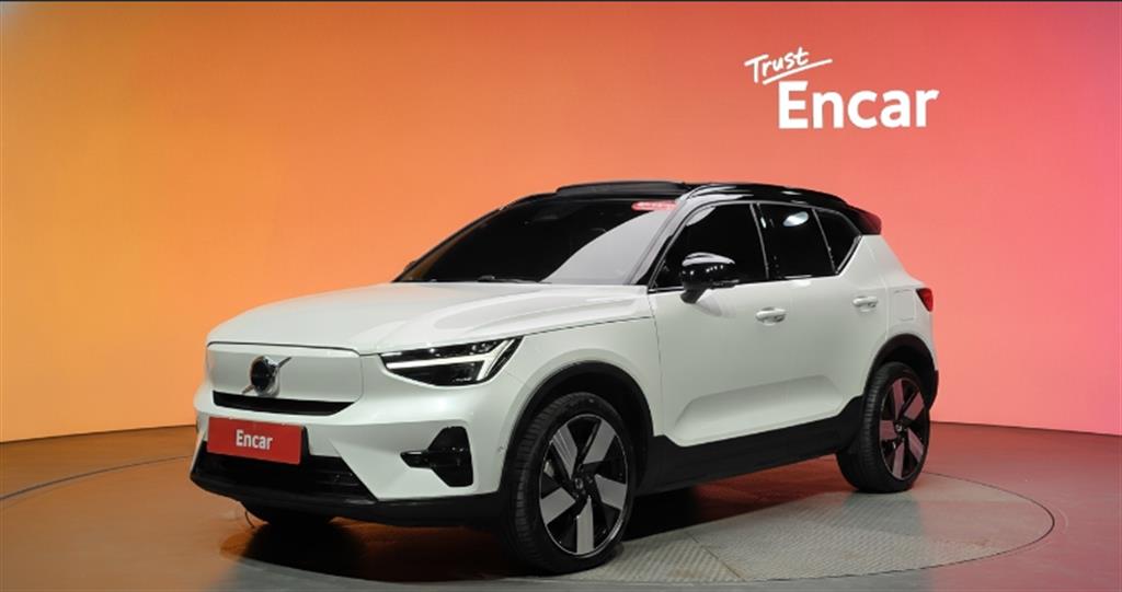 Volvo XC40 2024 Blanco - Importación desde Corea - HF Imports Iquique - Foto 1