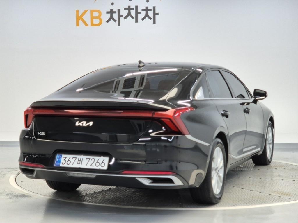KIA K8 - Vista 3