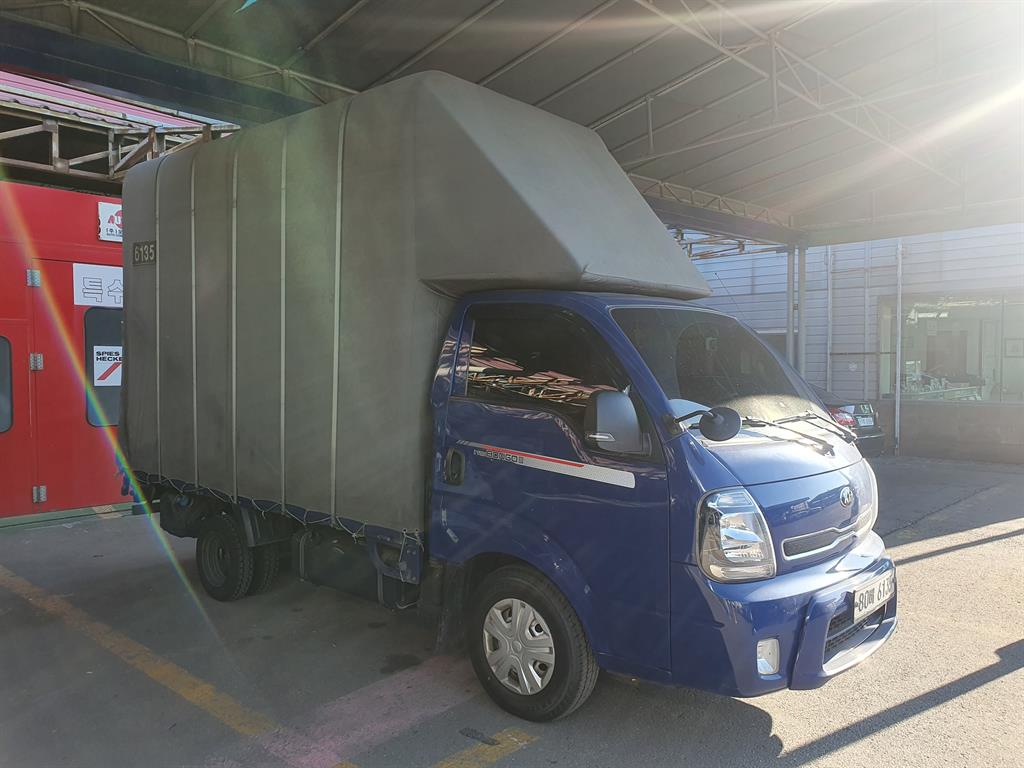 Small Truck Cargo (small) 2022 Azul - Importación desde Corea - HF Imports Iquique - Foto 1