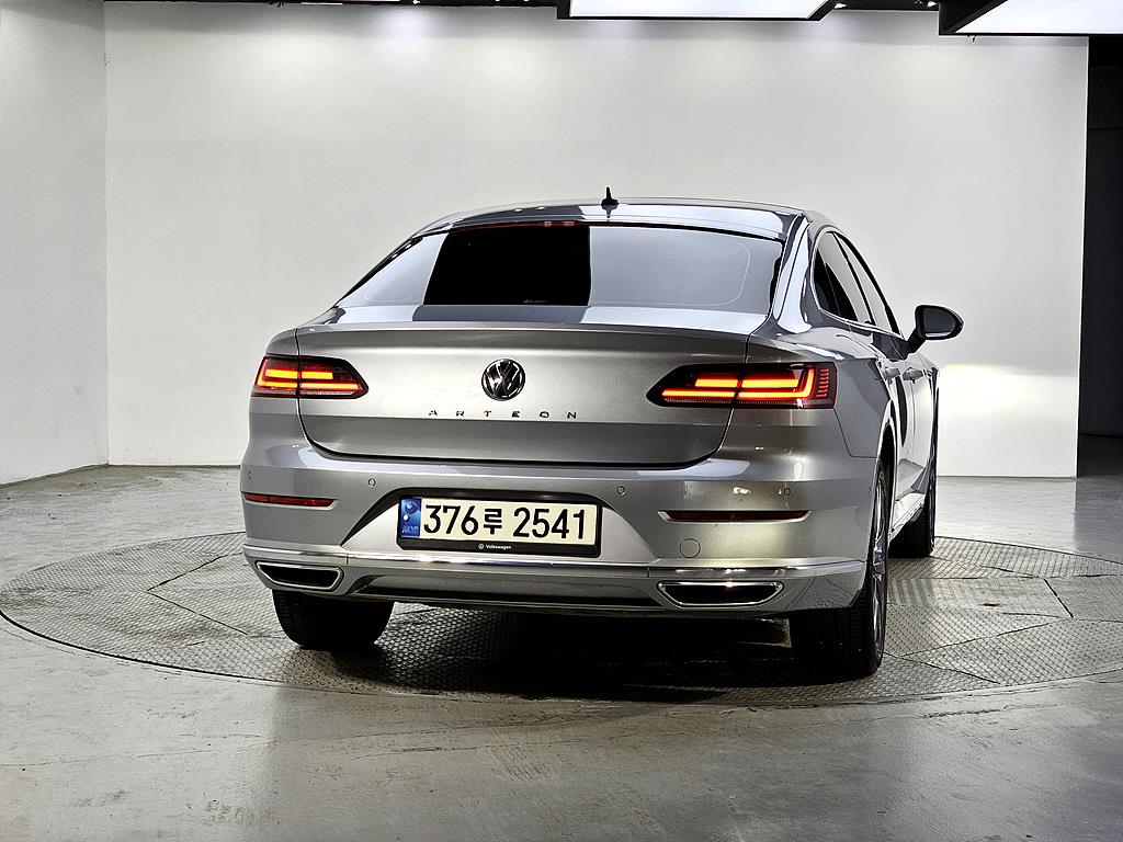 Volkswagen Arteon - Vista 3