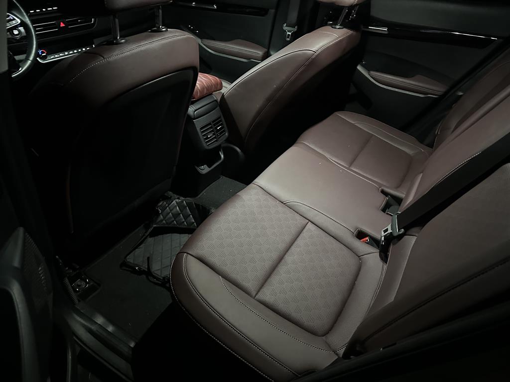 KIA Seltos - Vista 12