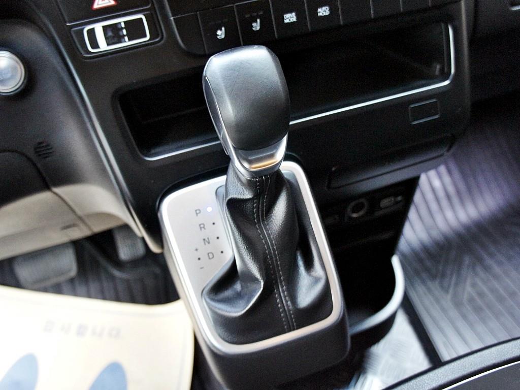 HYUNDAI Staria 2022 Azul - Importación desde Corea - HF Imports Iquique - Foto 11