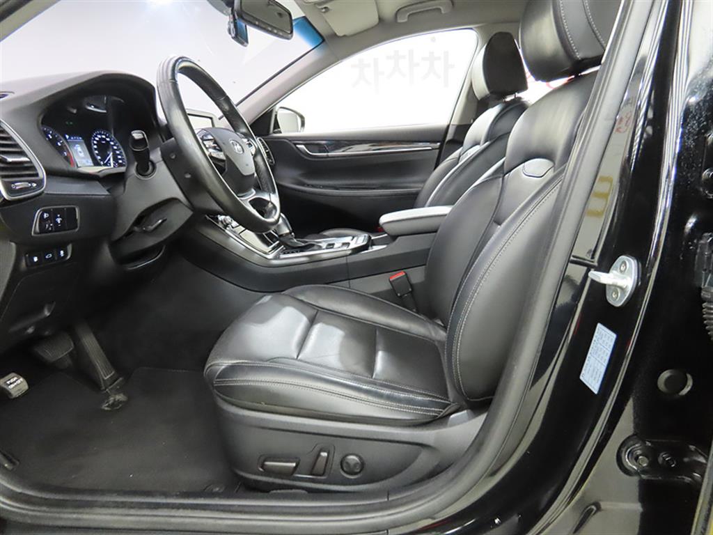 HYUNDAI Grandeur - Vista 7