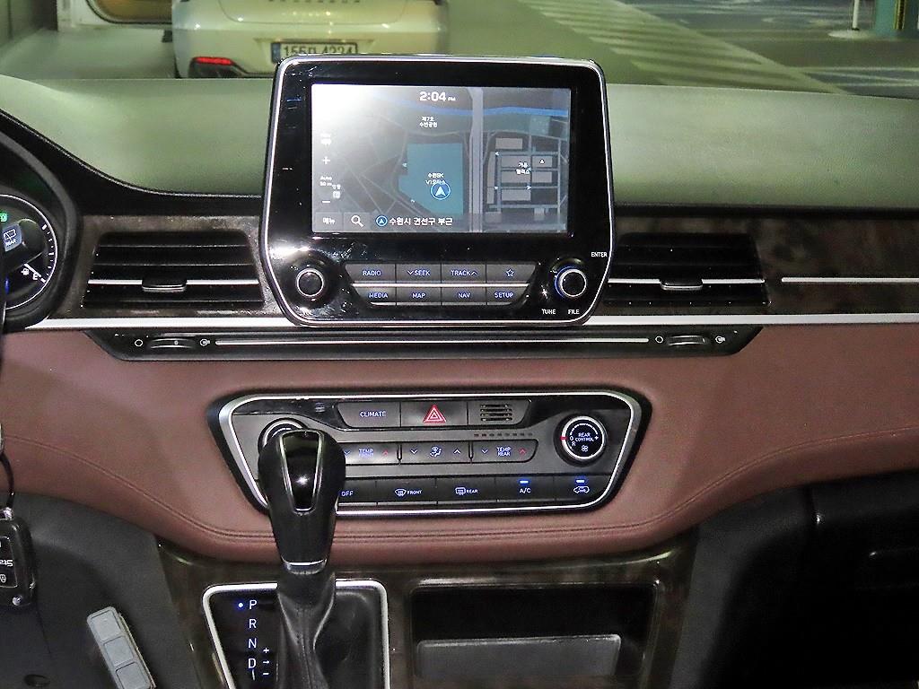 HYUNDAI Starex - Vista 11