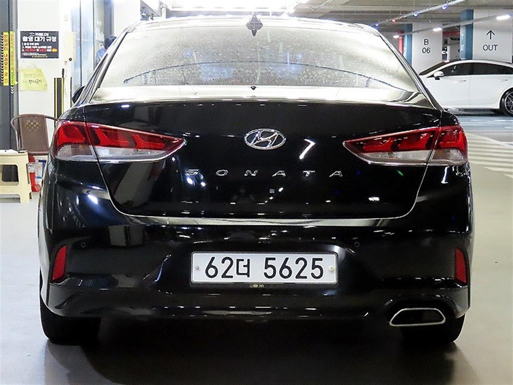 HYUNDAI Sonata - Vista 5