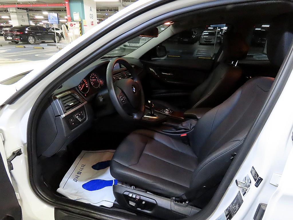 BMW 3 series - Vista 8